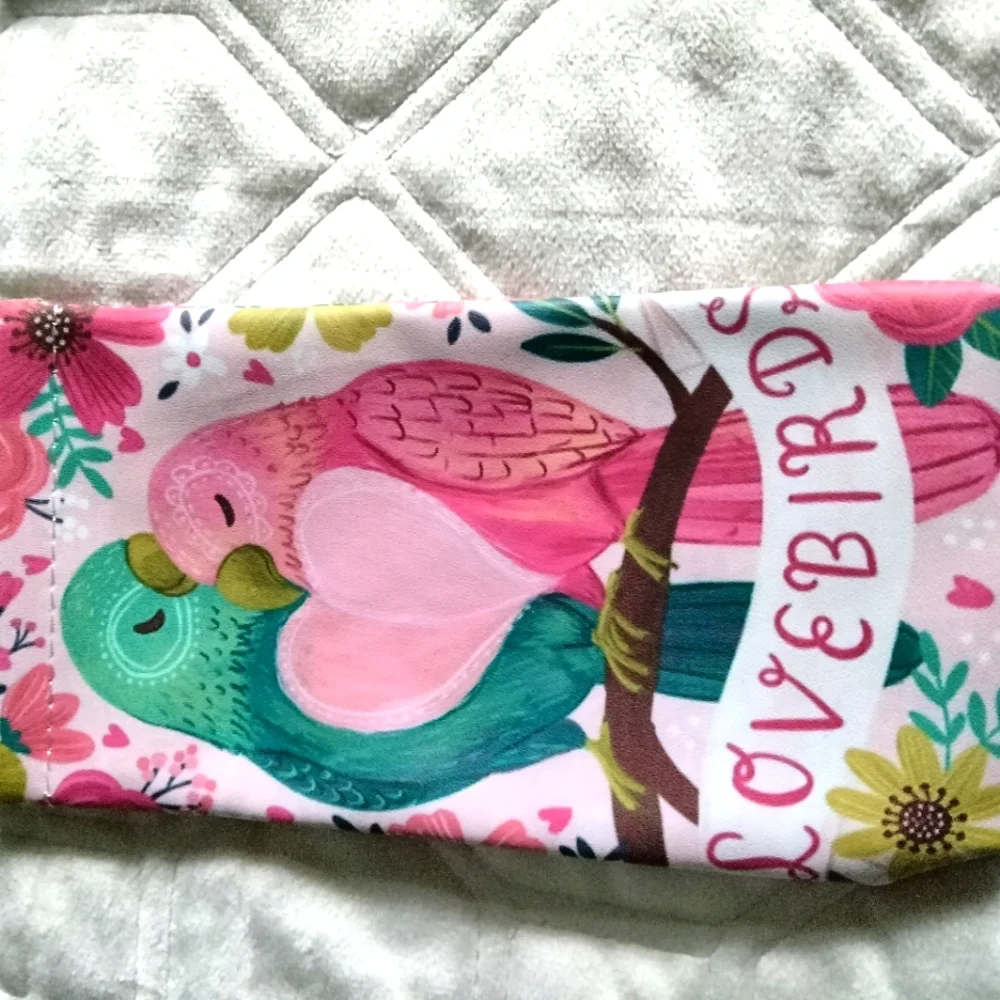 Lovebirds Sunglass case set. Fabulous style